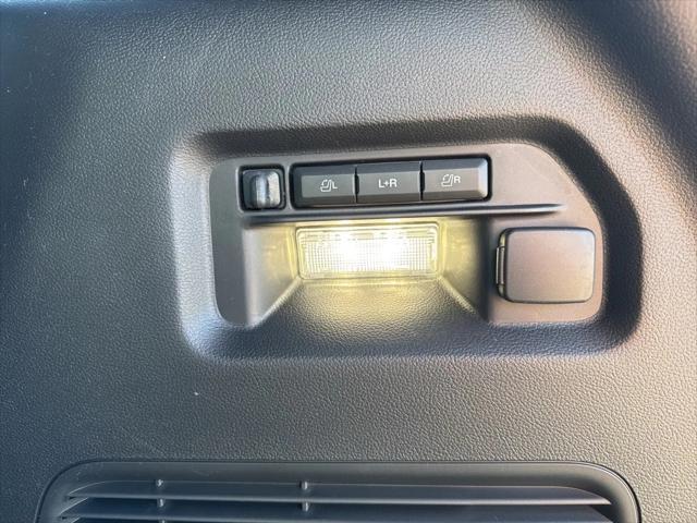 new 2025 Ford Explorer car, priced at $50,866