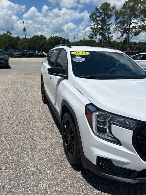 used 2023 GMC Terrain car, priced at $27,789