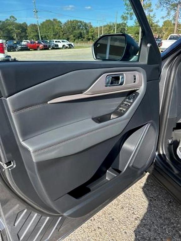 new 2026 Ford Explorer car, priced at $46,085