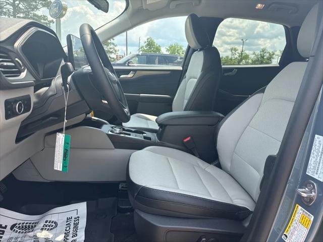 new 2025 Ford Escape PHEV car, priced at $32,397