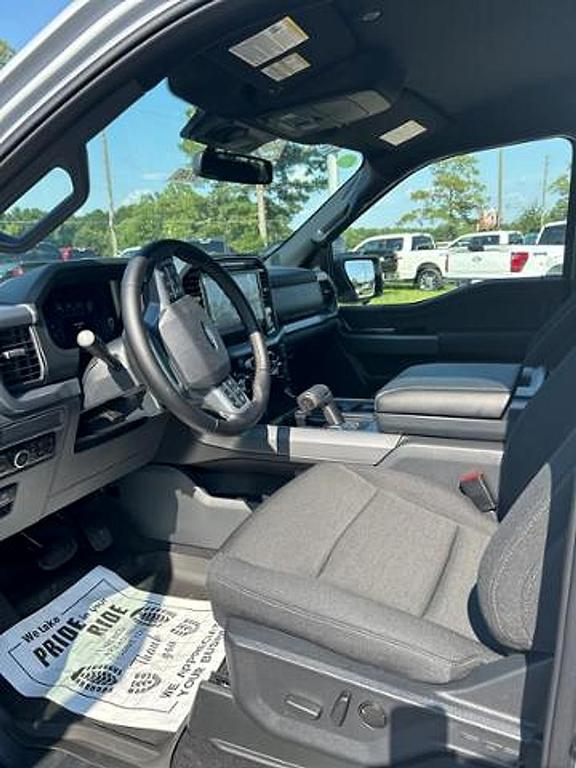 new 2025 Ford F-150 car, priced at $61,696