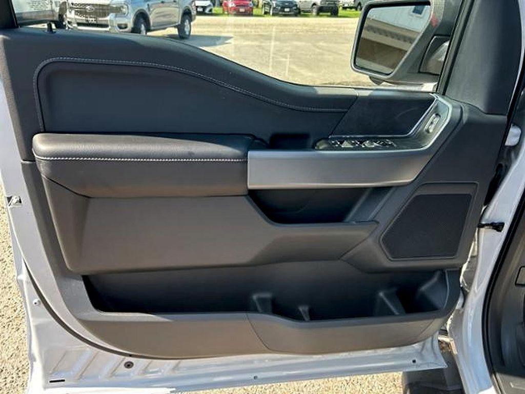 new 2025 Ford F-150 car, priced at $61,696