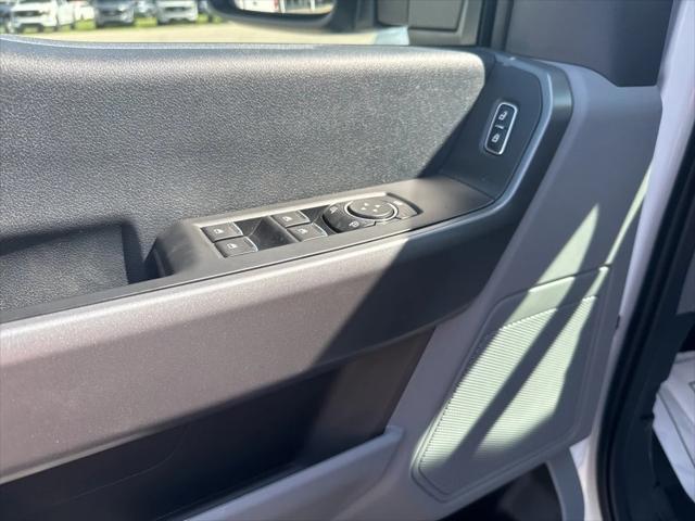 new 2025 Ford F-350 car, priced at $61,315