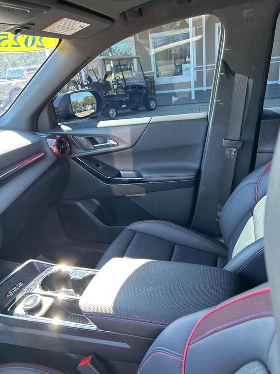 used 2025 Chevrolet Equinox car, priced at $34,125