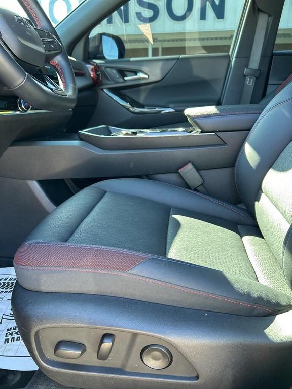 used 2025 Chevrolet Equinox car, priced at $34,125