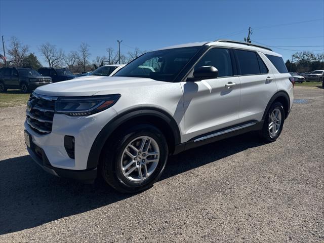 new 2025 Ford Explorer car, priced at $44,265