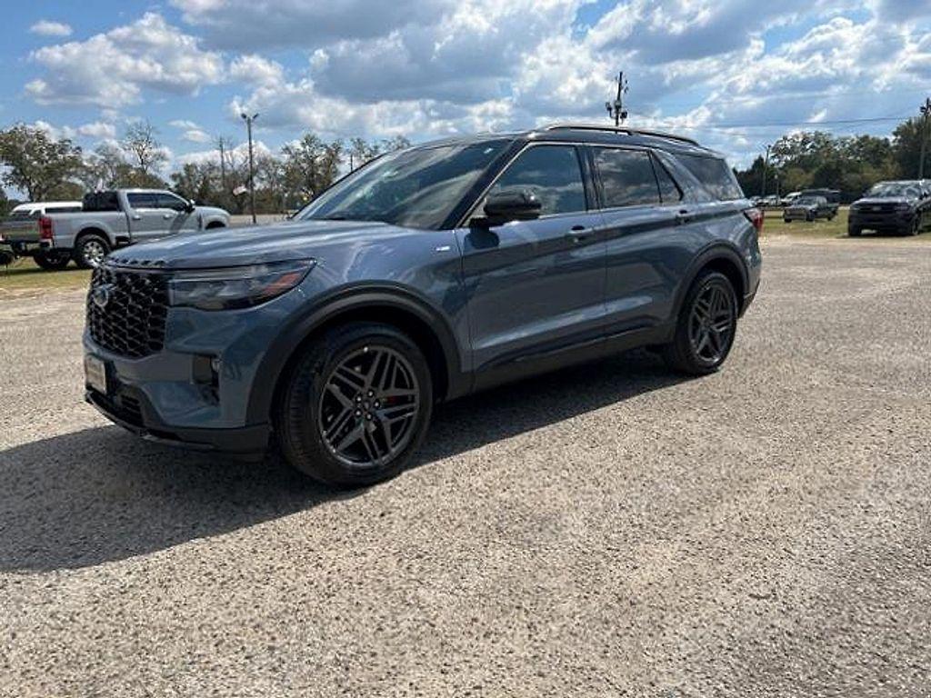 new 2025 Ford Explorer car, priced at $53,650