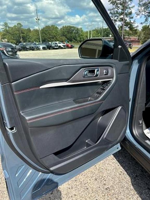 new 2025 Ford Explorer car, priced at $53,650