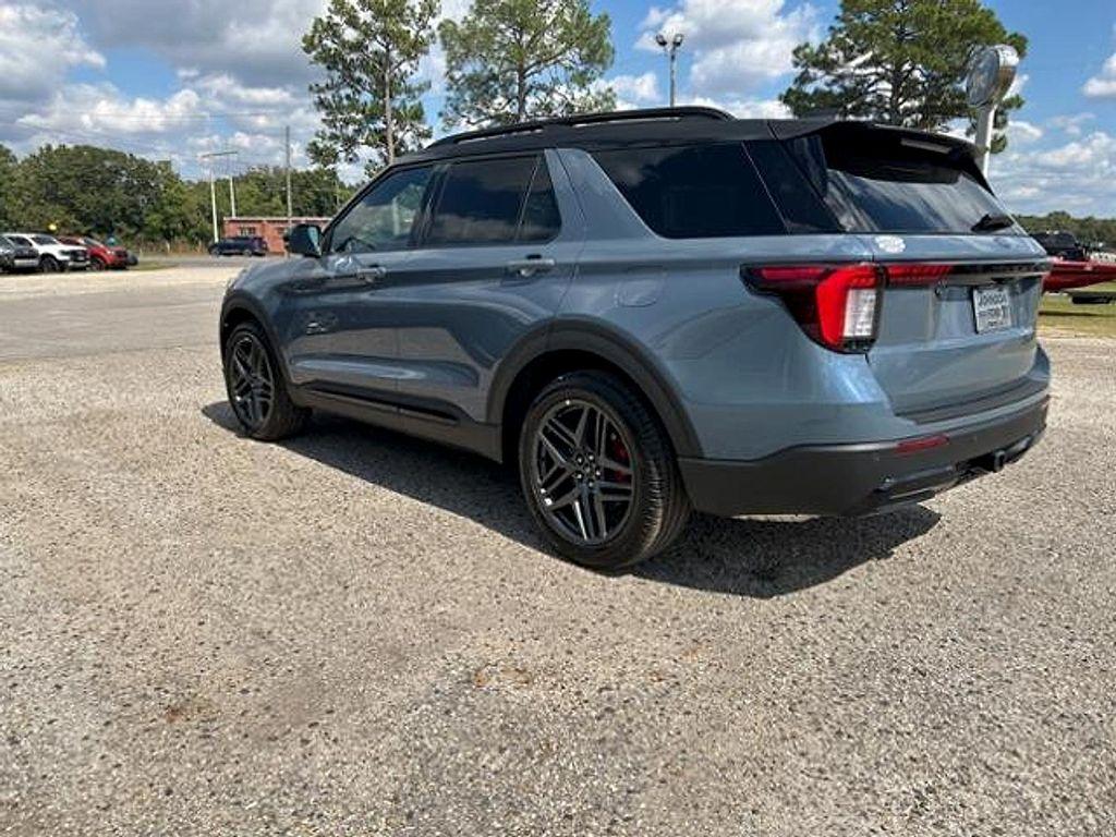 new 2025 Ford Explorer car, priced at $53,650