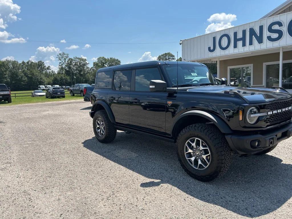 new 2025 Ford Bronco car, priced at $60,495