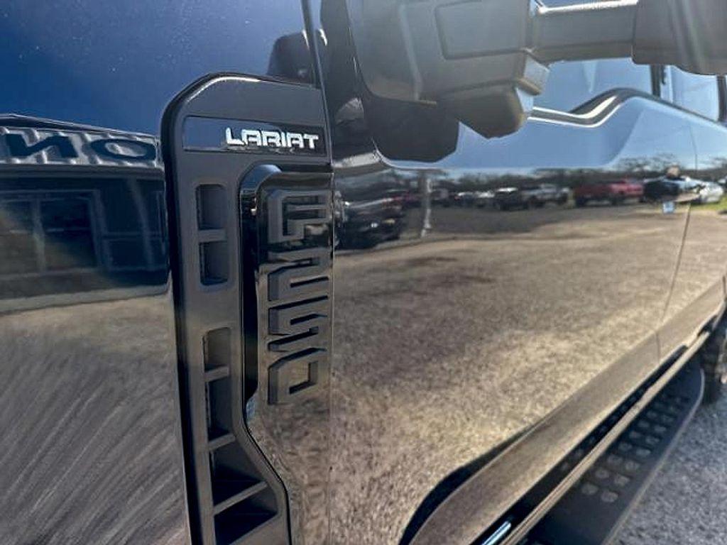 new 2024 Ford F-250 car, priced at $86,305