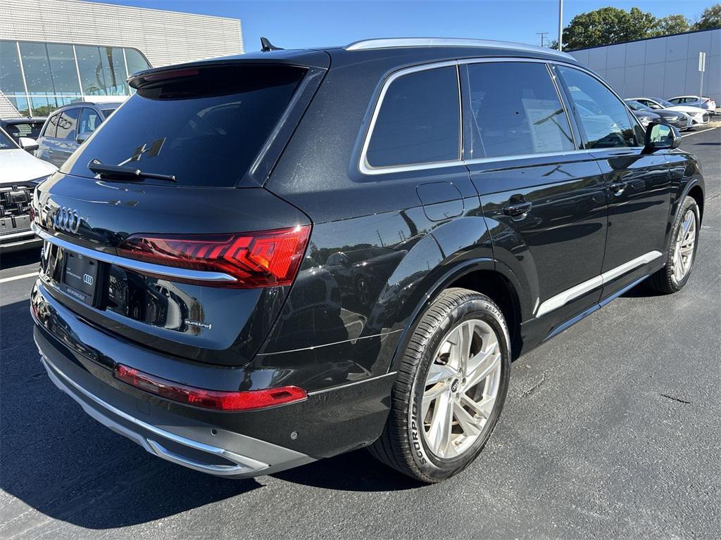 used 2023 Audi Q7 car, priced at $37,943