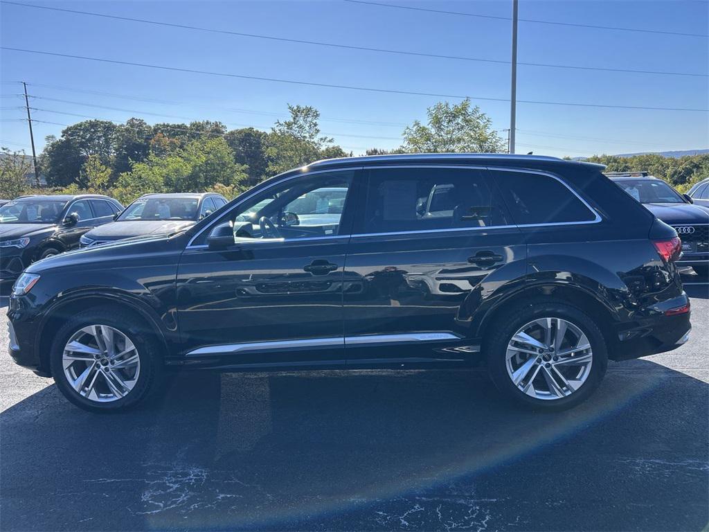 used 2023 Audi Q7 car, priced at $37,943