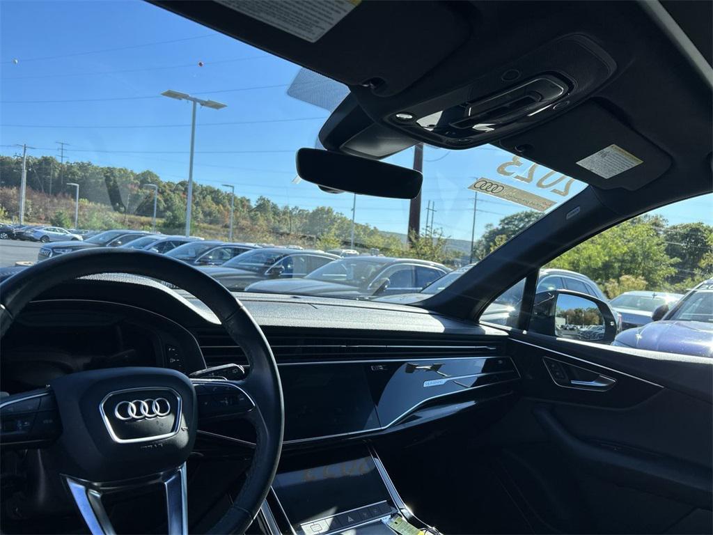 used 2023 Audi Q7 car, priced at $37,943