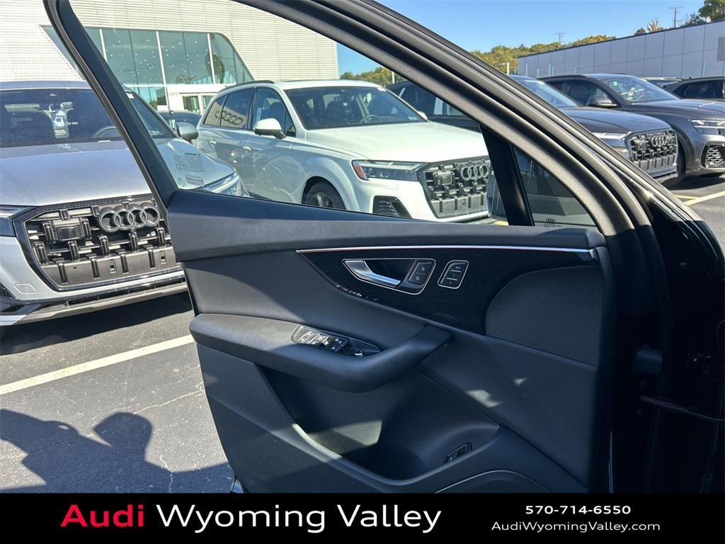 used 2023 Audi Q7 car, priced at $36,716