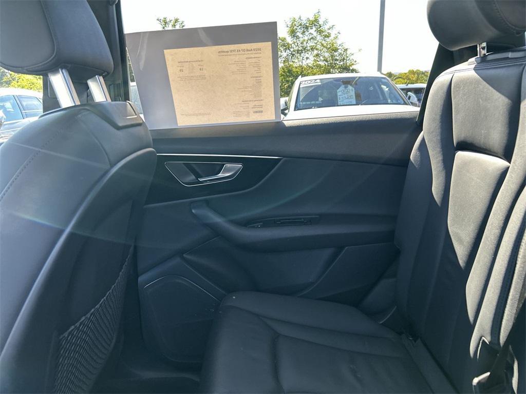 used 2023 Audi Q7 car, priced at $37,943