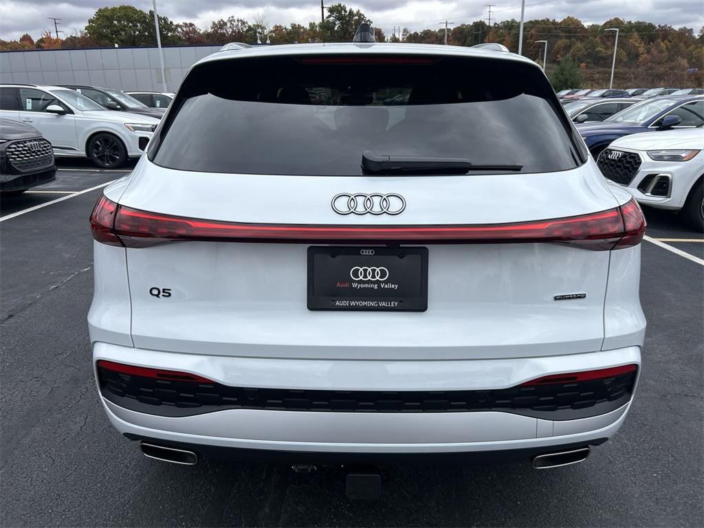 new 2025 Audi Q5 car, priced at $62,080