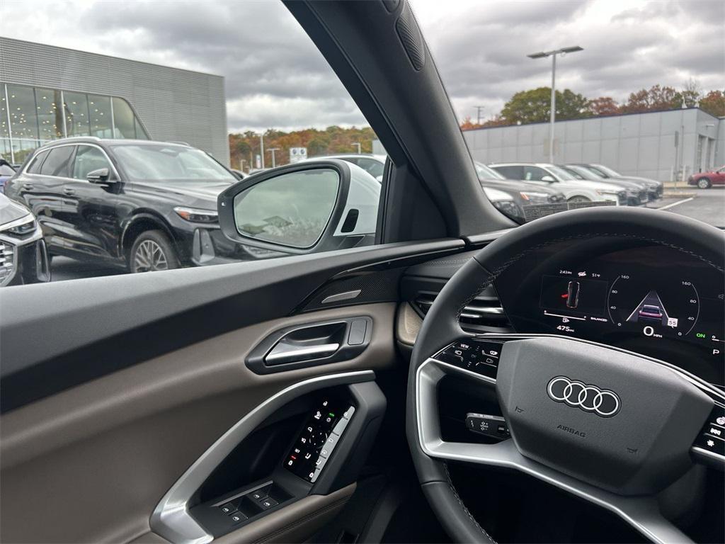 new 2025 Audi Q5 car, priced at $62,080