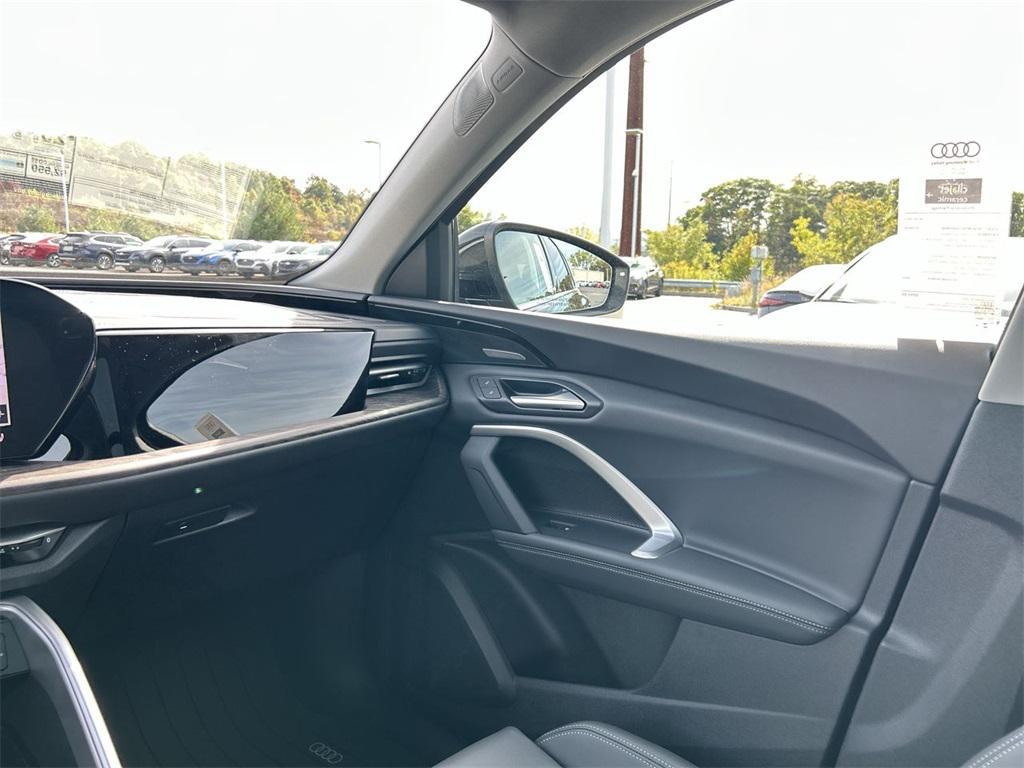 new 2025 Audi Q5 car, priced at $62,080