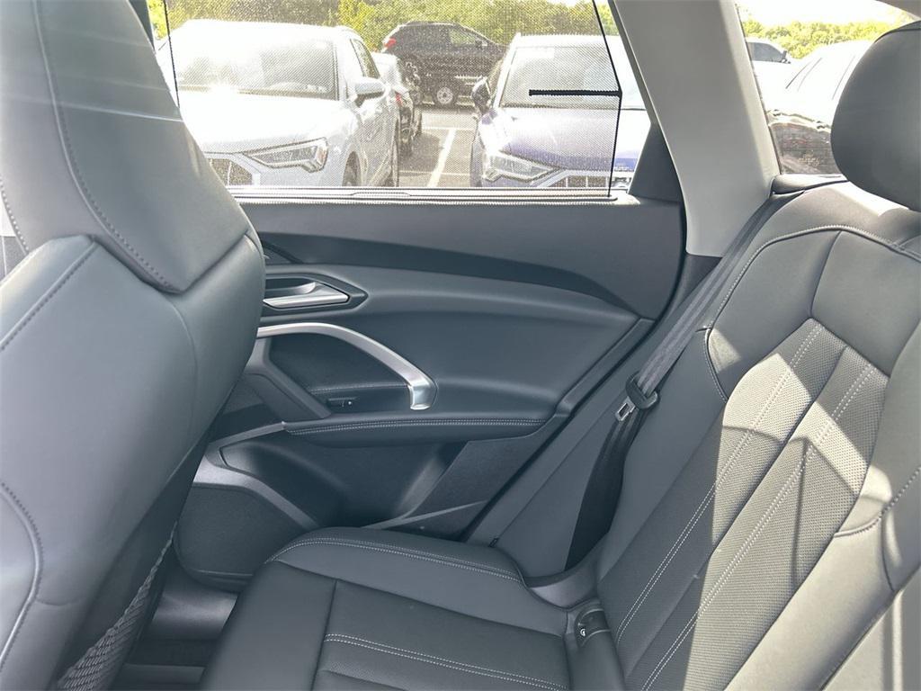 new 2025 Audi Q5 car, priced at $62,080