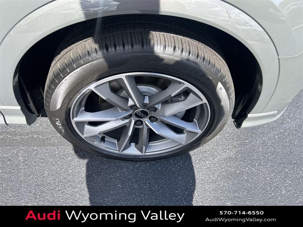 new 2025 Audi Q3 car, priced at $46,110