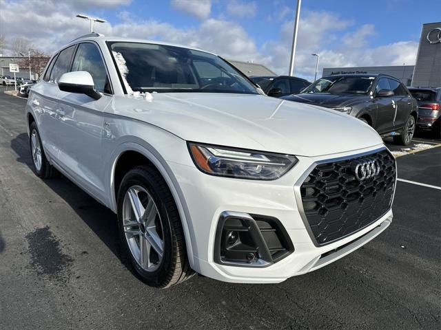 new 2025 Audi Q5 car, priced at $62,475