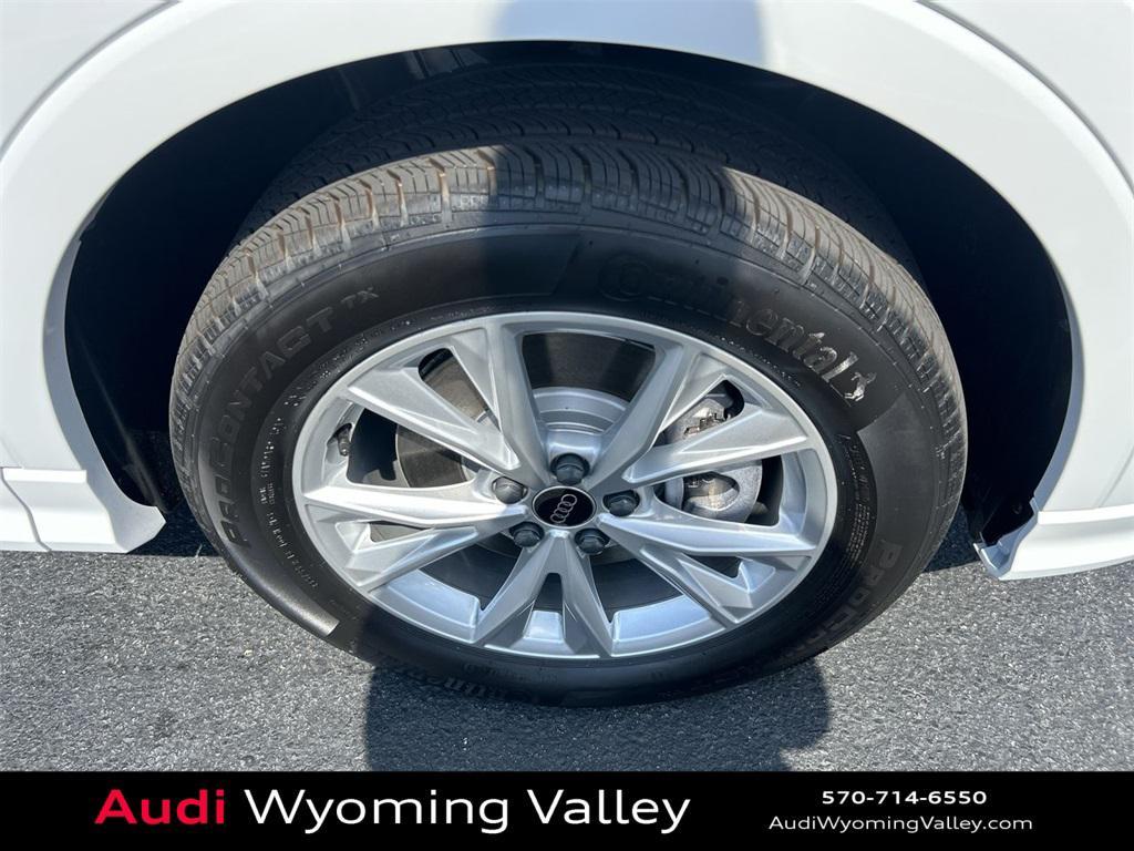 new 2025 Audi Q3 car, priced at $44,520