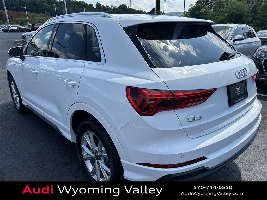 new 2025 Audi Q3 car, priced at $44,520