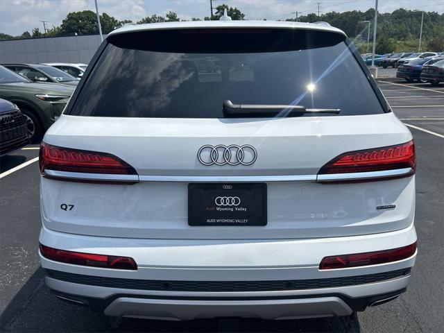 new 2025 Audi Q7 car, priced at $76,350