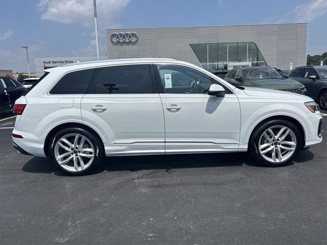 new 2025 Audi Q7 car, priced at $76,350