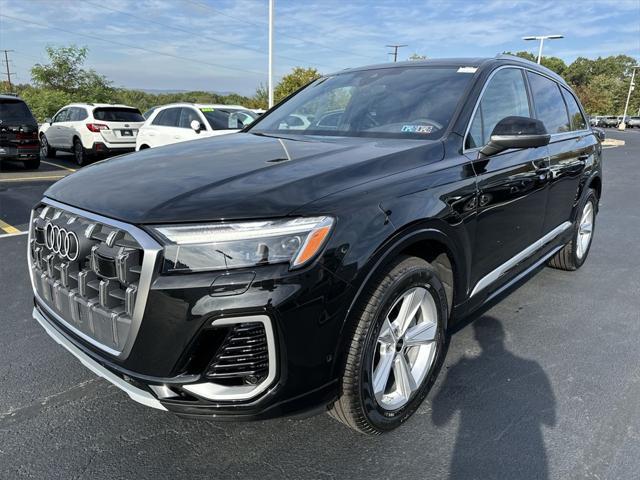 new 2025 Audi Q7 car, priced at $70,785