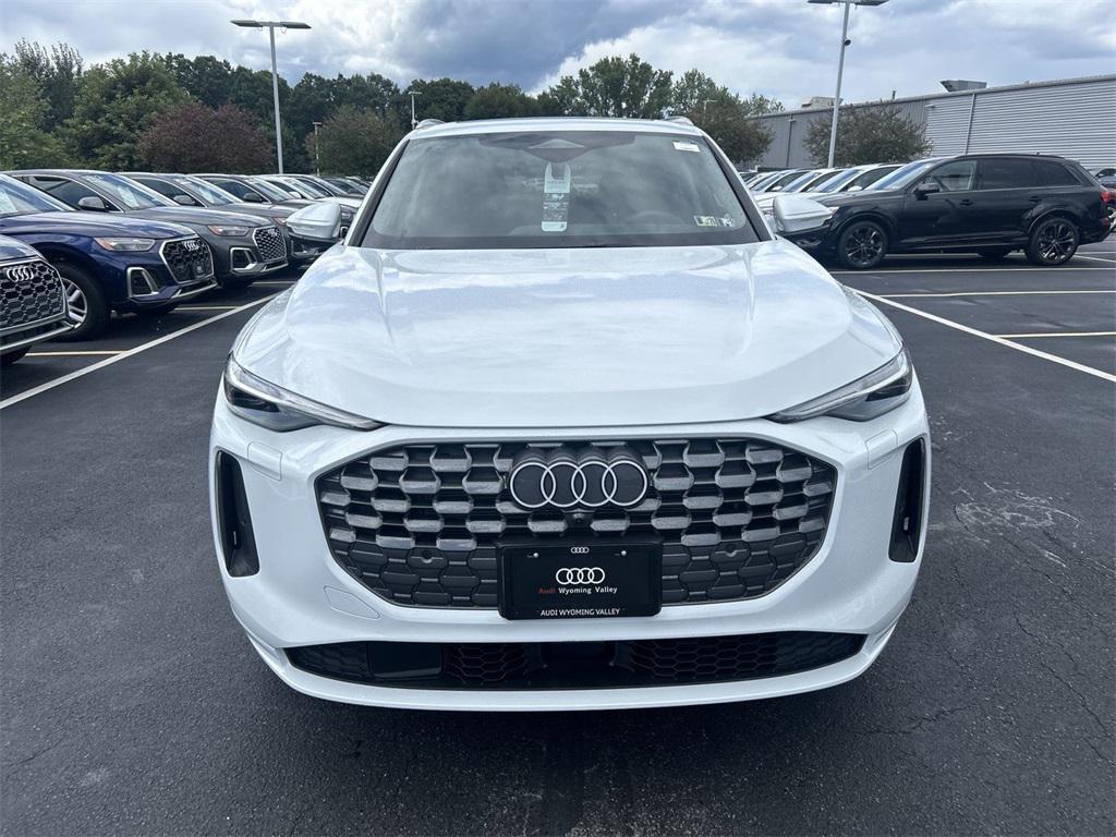 new 2025 Audi Q5 car, priced at $59,770