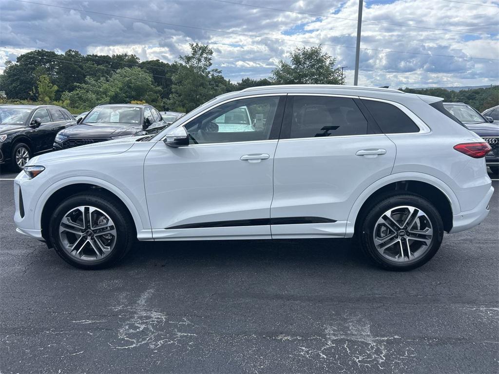 new 2025 Audi Q5 car, priced at $59,770