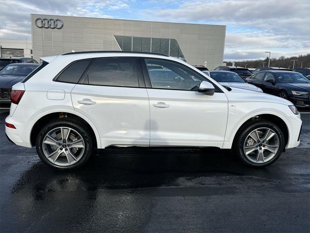 new 2025 Audi Q5 car, priced at $53,185