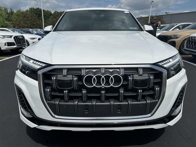 new 2025 Audi Q7 car, priced at $82,435