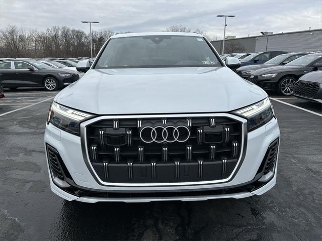 new 2025 Audi Q7 car, priced at $91,585