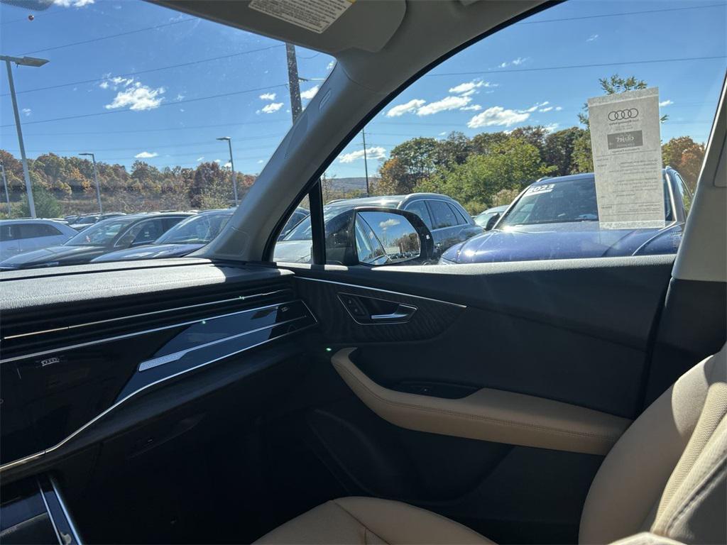new 2026 Audi Q7 car, priced at $71,695
