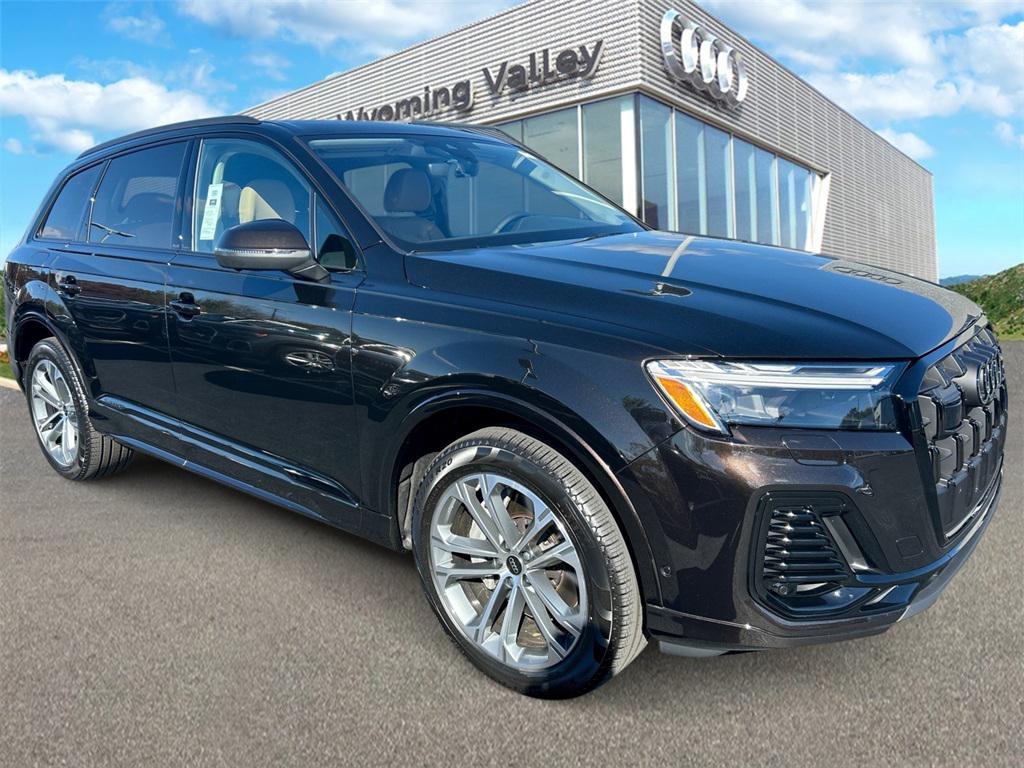 new 2026 Audi Q7 car, priced at $71,695