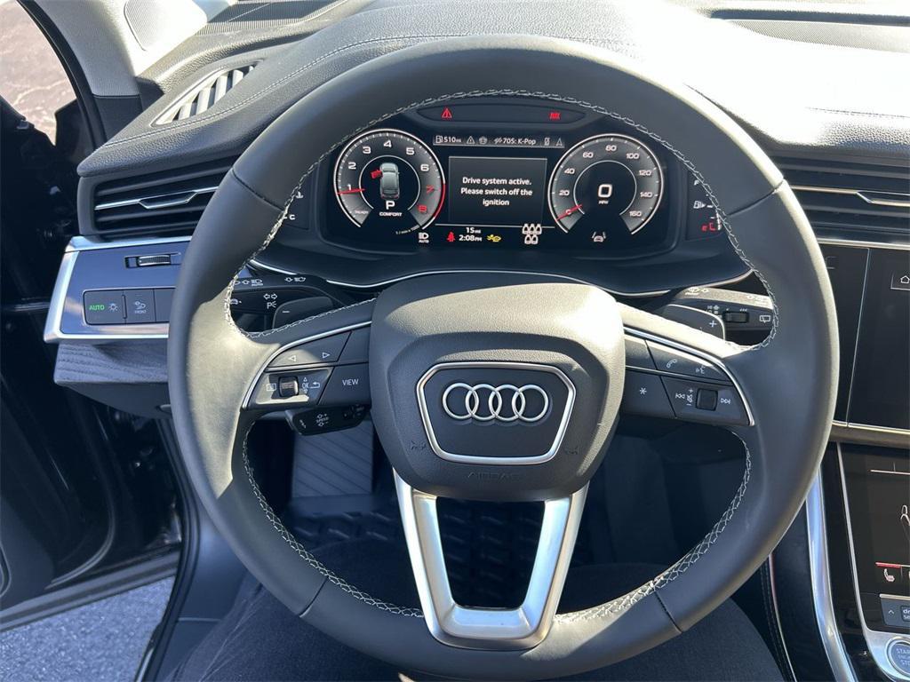 new 2026 Audi Q7 car, priced at $71,695