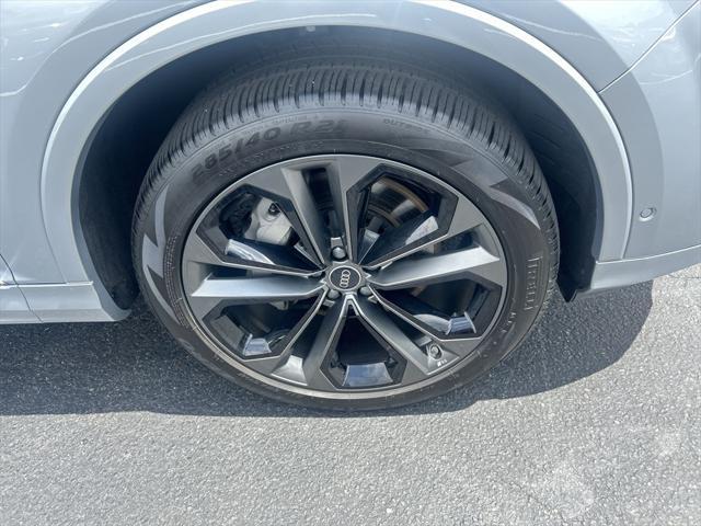 used 2025 Audi Q7 car, priced at $65,916