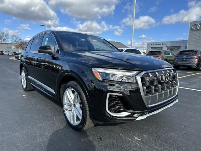 new 2025 Audi Q7 car, priced at $75,885