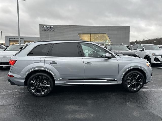 new 2025 Audi Q7 car, priced at $77,700