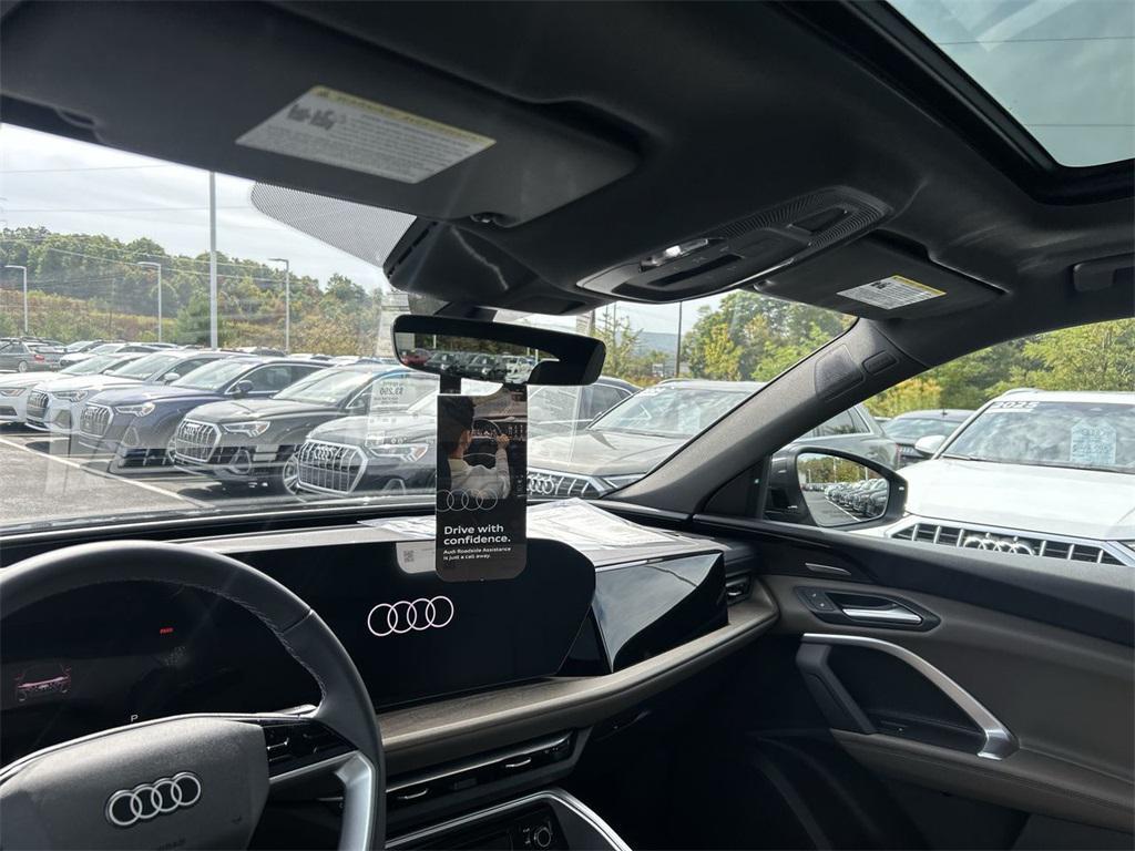 new 2025 Audi Q5 car, priced at $62,080