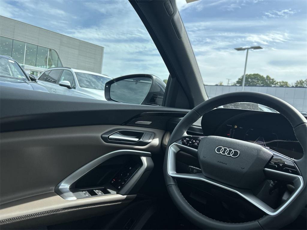 new 2025 Audi Q5 car, priced at $62,080