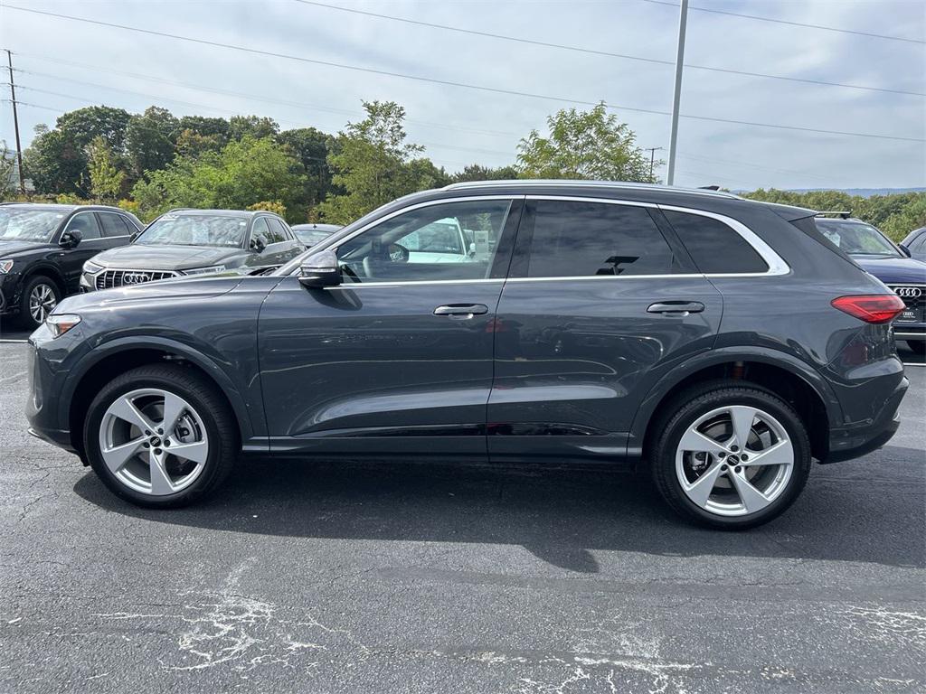 new 2025 Audi Q5 car, priced at $62,080