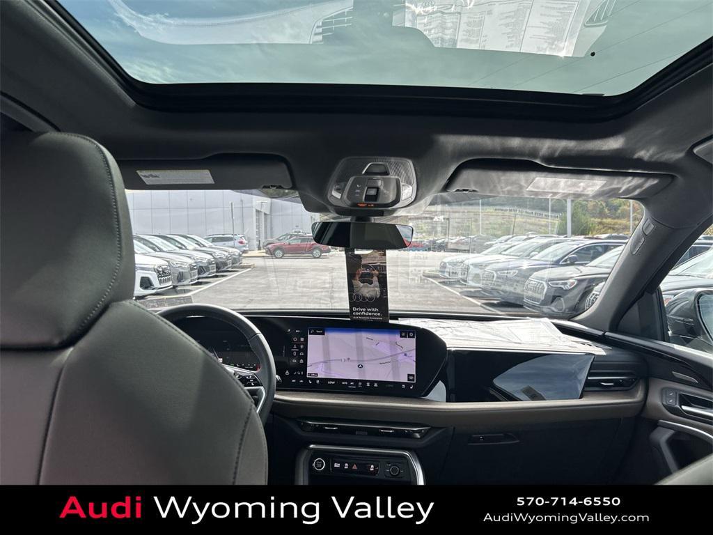 new 2025 Audi Q5 car, priced at $62,080