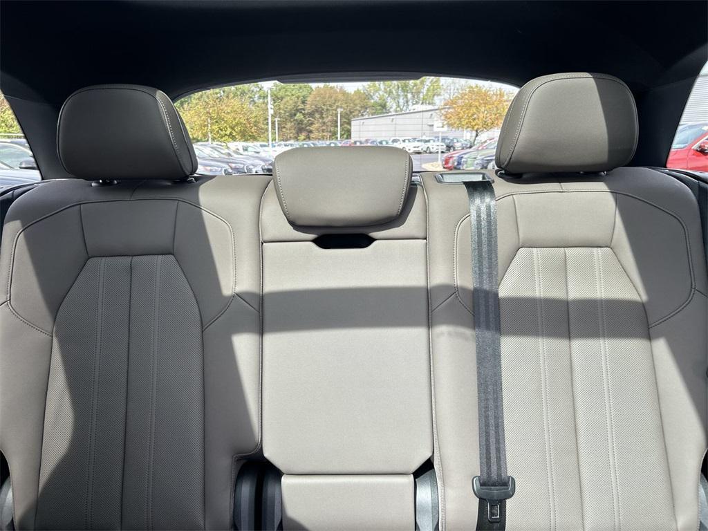 new 2025 Audi Q5 car, priced at $62,080