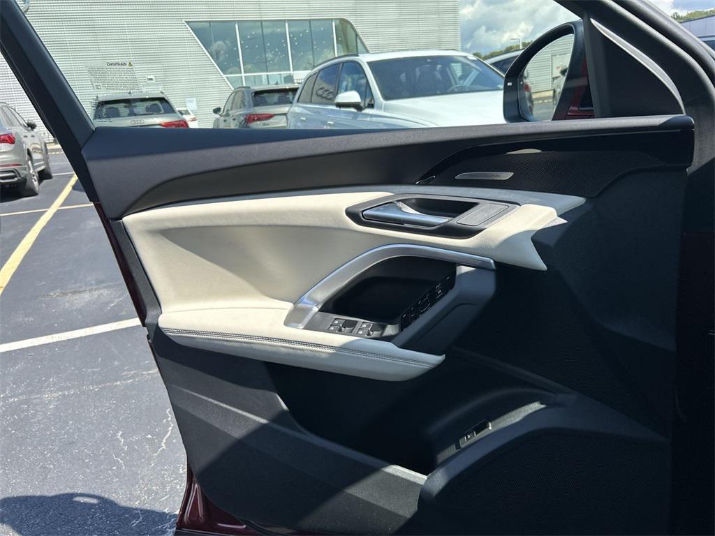 new 2025 Audi Q5 car, priced at $64,380