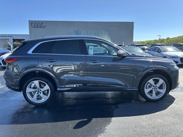 new 2025 Audi Q5 car, priced at $60,975