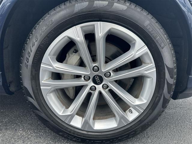 used 2025 Audi Q7 car, priced at $58,918